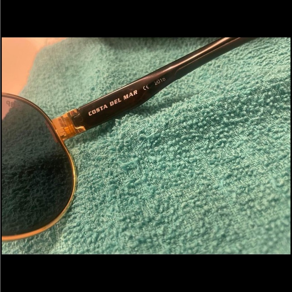 Costa sunglasses - Picture 3 of 3